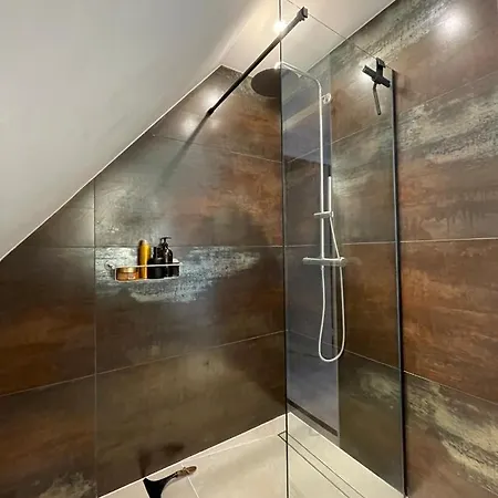 Διαμέρισμα Tastefull Double Story 2 Bedroom Appartment/house Χάαρλεμ